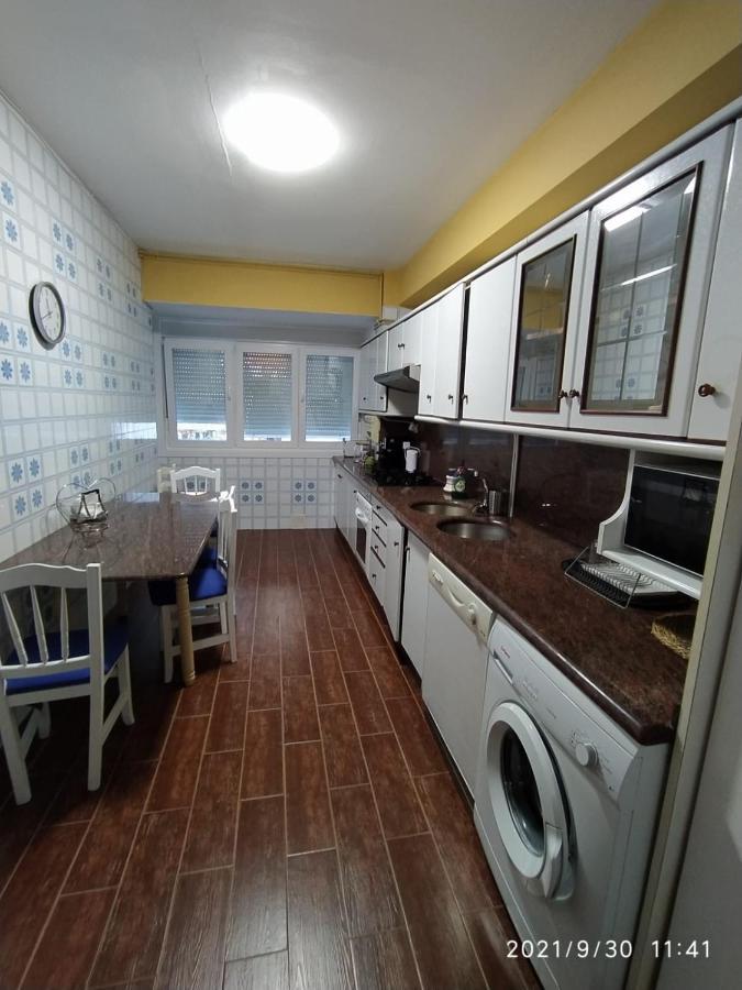 Nemes Cee Exterior foto
